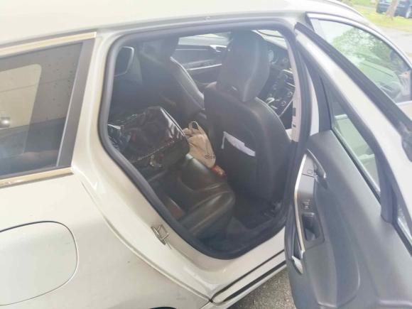 [上海·鲁V] 二手沃尔沃沃尔沃V602015款 T5 智逸版