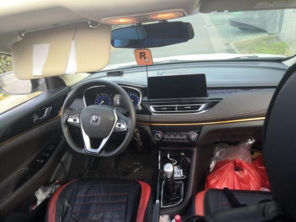 [苏州·苏E] 二手长安逸动DT2018款 1.6L 手动智享型