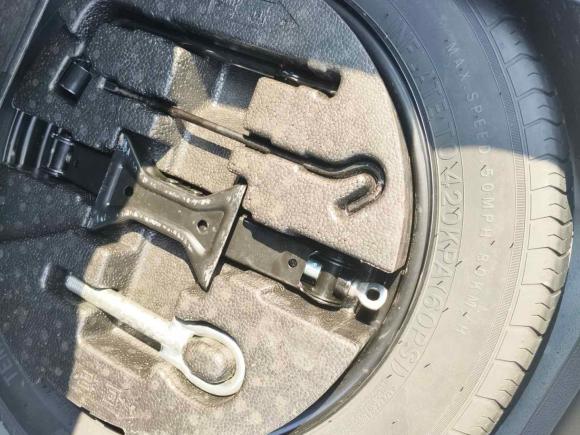 [南昌·赣A] 二手奔腾奔腾B702021款 1.5T 自动十五周年纪念版