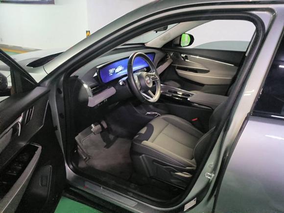 [上海·沪A] 二手别克别克E52023款 先锋版