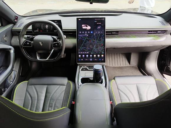 [上海·沪A] 二手哪吒汽车哪吒GT2023款 580 AWD