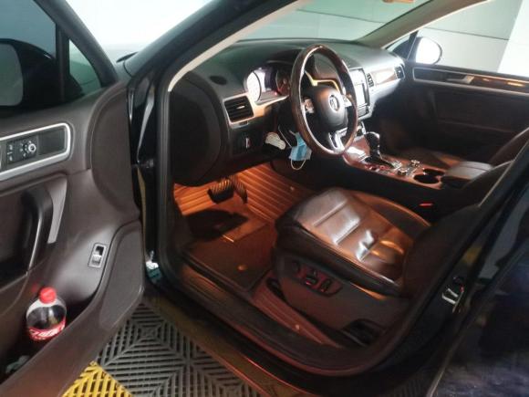 [南昌·赣A] 二手大众途锐2011款 3.0TSI 舒适型