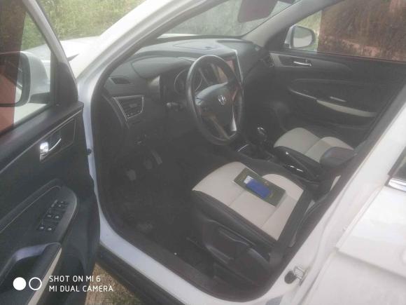 [台州·贵G] 二手长安长安CS352017款 1.6L 手动豪华型