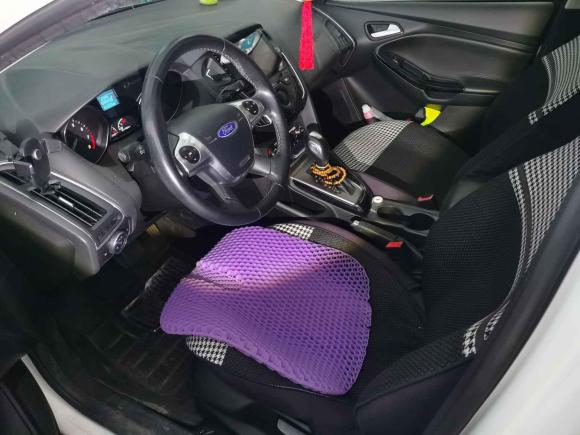 [西安·陕A] 二手福特福克斯2015款 两厢 1.6L 自动风尚型