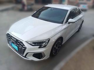 奥迪奥迪A32021款A3LLimousine35TFSI进取运动型