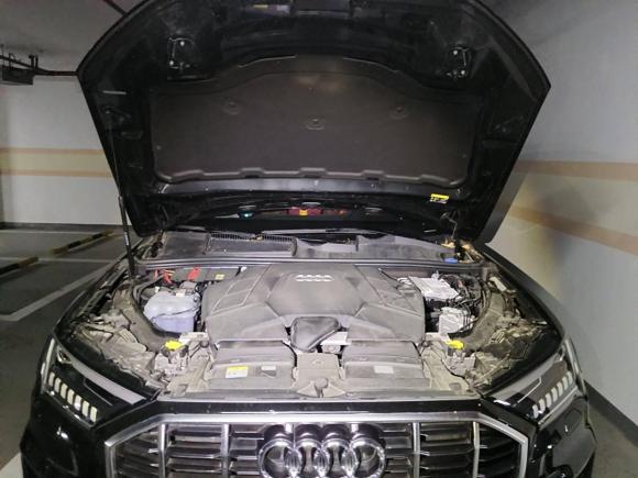 [上海·沪C] 二手奥迪奥迪Q72023款 55 TFSI quattro S line运动型