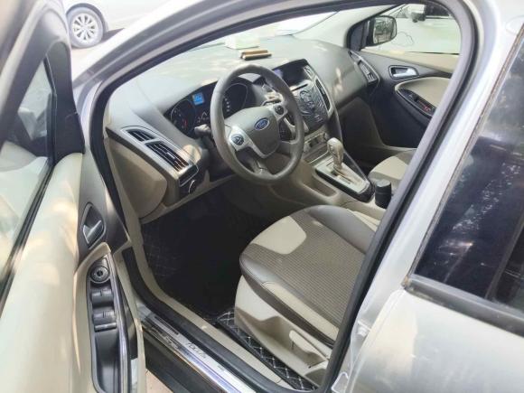 [西安·陕U] 二手福特福克斯2012款 三厢 1.6L 自动风尚型