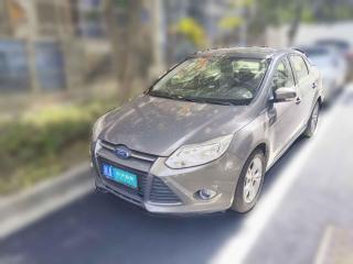 福特福克斯2012款 三厢 1.6L 手动风尚型