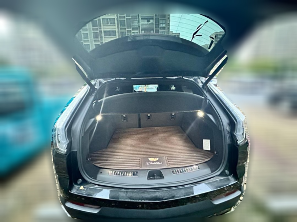 [南京·苏A] 二手凯迪拉克凯迪拉克XT42018款 28T 两驱豪华运动型