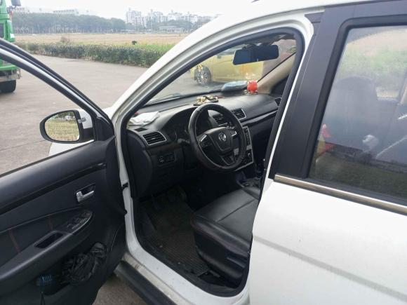 [宁波·浙B] 二手东风风光风光3702016款 1.5L 手动精英居家版 7座