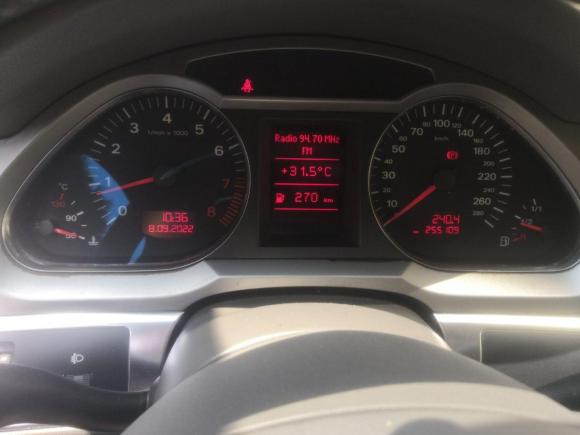 [上海·沪F] 二手奥迪奥迪A6L2005款 2.0T 手动标准型