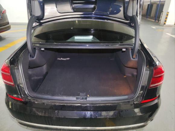 [上海·苏L] 二手大众帕萨特2016款 330TSI DSG御尊版