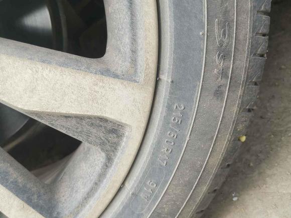 [武汉·鄂A] 二手荣威荣威i62018款 20T 自动旗舰版