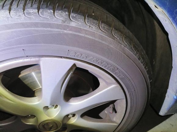 [南京·苏F] 二手马自达马自达32010款 两厢 2.0手动豪华型