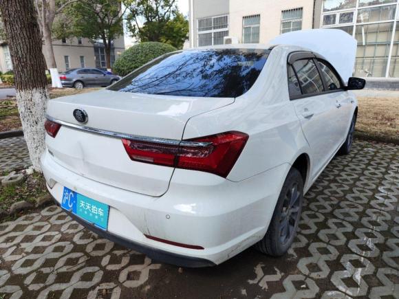 [上海·沪C] 二手比亚迪秦2019款 1.5L 自动豪华型