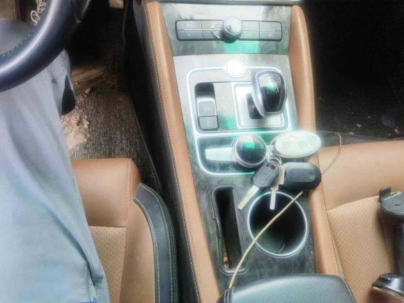 [合肥·沪A] 二手比亚迪秦新能源2017款 1.5T 尊贵型