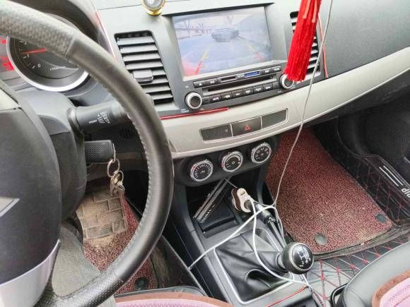 [济南·鲁A] 二手三菱翼神2015款 1.6L 手动时尚版