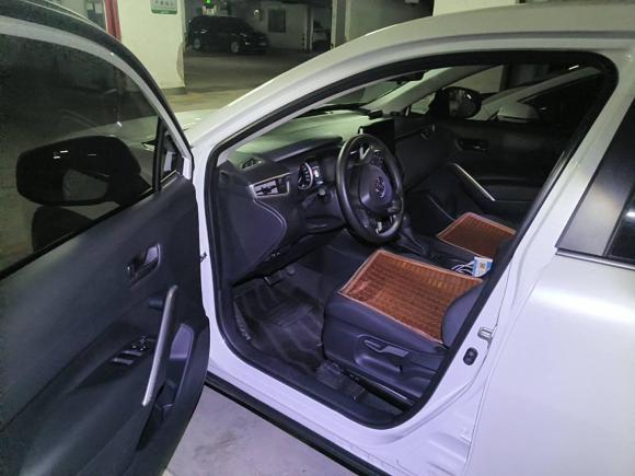 [深圳·粤B] 二手丰田卡罗拉锐放2022款 2.0L 先锋版