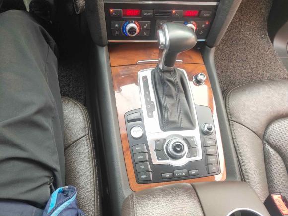 [苏州·苏E] 二手奥迪奥迪Q72014款 35 TFSI 运动型