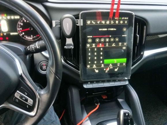 [深圳·粤B] 二手中华中华V72018款 280T DCT豪华型 5座