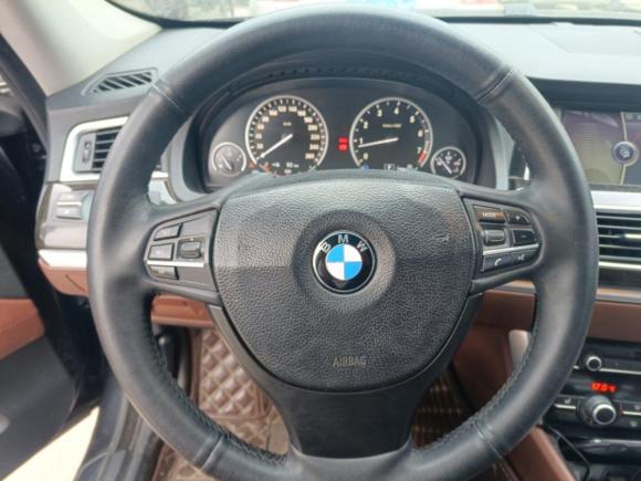 [青岛·鲁B] 二手宝马宝马5系GT2011款 535i 典雅型