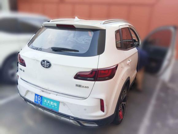 [青岛·鲁B] 二手奔腾奔腾X402019款 1.6L 手动豪华型 国VI