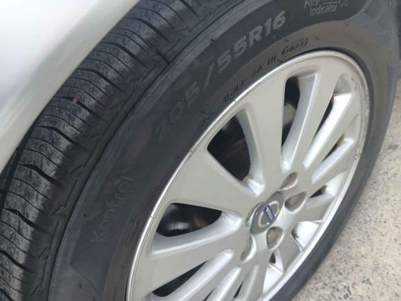 [上海·皖S] 二手沃尔沃沃尔沃S402010款 2.0L 自动智雅版