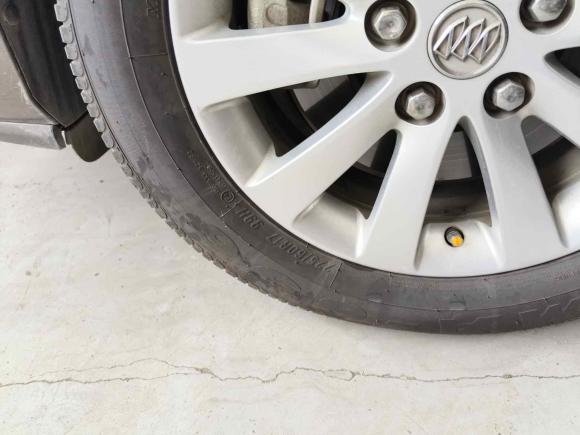 [西安·陕A] 二手别克别克GL82013款 2.4L LT豪华商务行政版