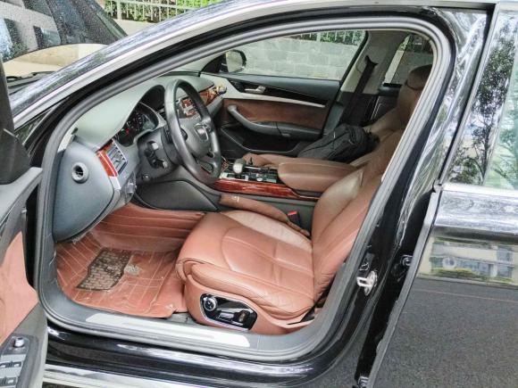 [成都·川A] 二手奥迪奥迪A82013款 A8L 30 FSI 舒适型