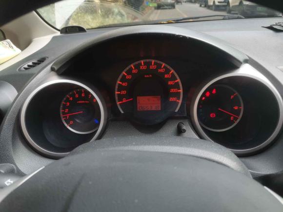 [成都·川A] 二手本田飞度2011款 1.3L 自动舒适版