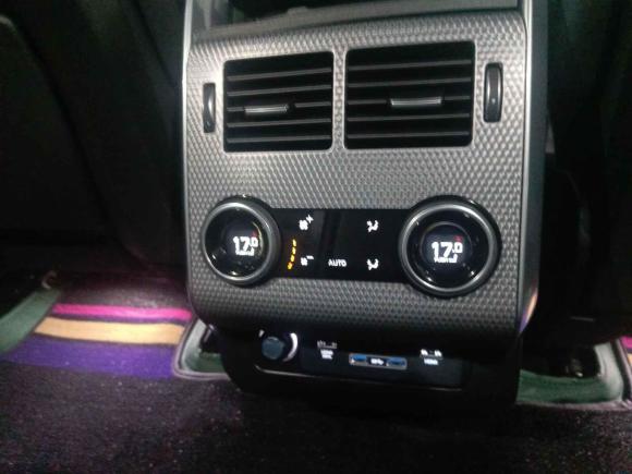 [广州·粤A] 二手路虎揽胜运动版2022款 3.0 L6 耀黑版