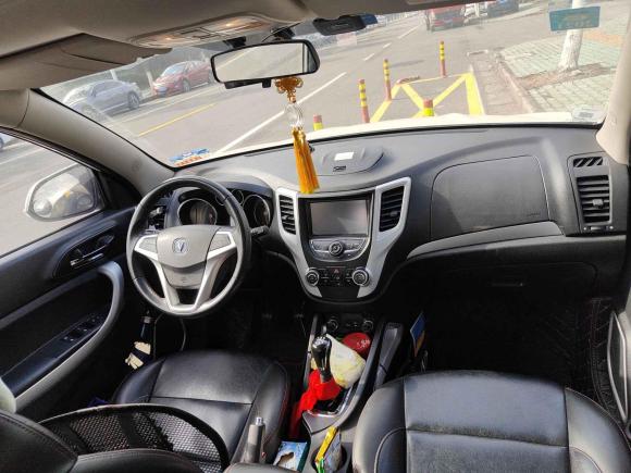 [宁波·浙B] 二手长安长安CS352015款 1.6L 手动豪华型 国V