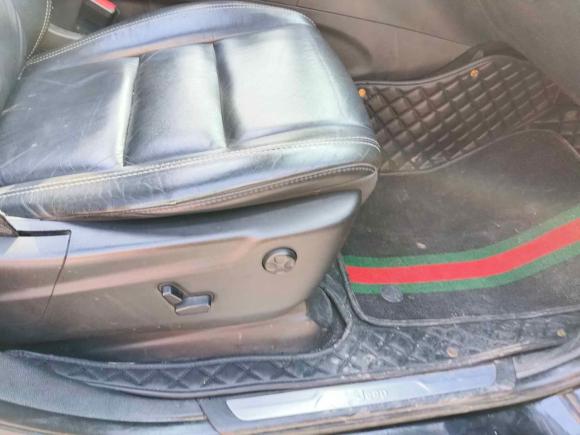 [南通·苏F] 二手Jeep大切诺基2014款 3.0TD 柴油 舒享导航版