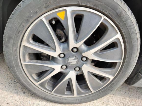 [上海·沪B] 二手铃木锋驭2014款 1.6L CVT四驱尊贵型