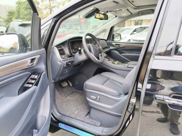 [广州·粤A] 二手广汽传祺传祺M82023款 领秀系列 390T 尊贵版