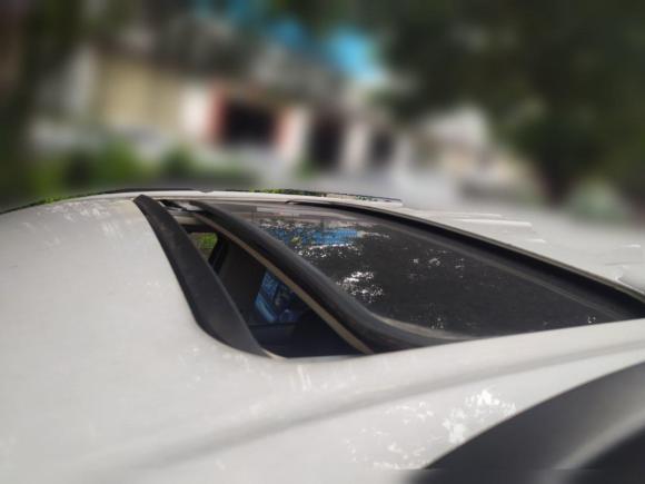 [佛山·粤H] 二手东风风光风光S5602018款 1.8L 手动豪华型 7座