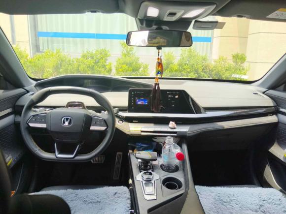 [青岛·鲁B] 二手长安长安UNI-V2022款 1.5T 运动版