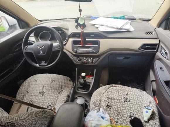 [苏州·苏E] 二手五菱汽车五菱宏光2019款 1.5L S标准型国VI LAR