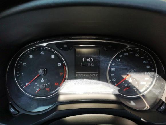 [南京·苏L] 二手奥迪奥迪A12014款 30 TFSI 舒适型