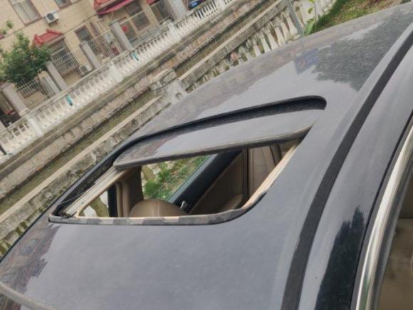 [上海·沪C] 二手本田雅阁2006款 2.4L 标准版