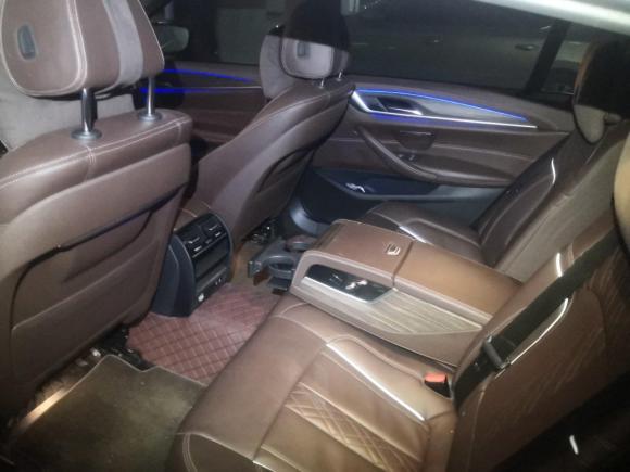 [上海·沪A] 二手宝马宝马5系新能源2020款 里程升级版 530Le 豪华套装