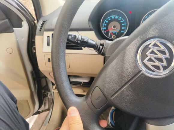 [杭州·浙A] 二手别克凯越2013款 1.5L 自动经典型