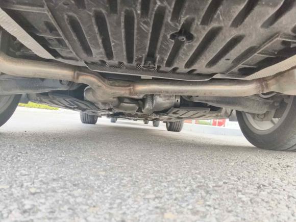 [青岛·鲁U] 二手奔驰奔驰E级2023款 改款 E 300 L 尊贵型