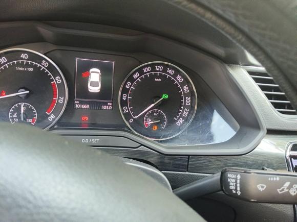 [南京·苏L] 二手斯柯达速派2016款 TSI330 DSG智行版