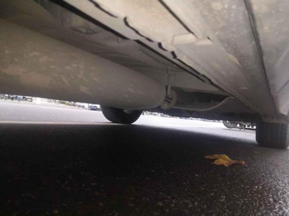 [西安·陕A] 二手现代胜达2015款 2.4L 自动两驱舒适型 5座