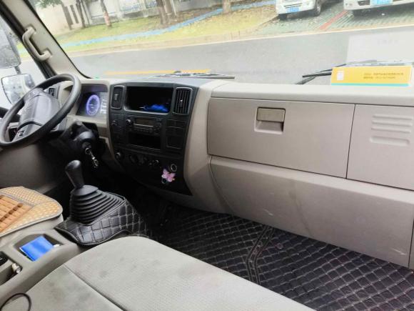 [无锡·苏B] 二手江铃江铃福顺2022款 2.0T 手动厢式运输车短轴低顶3座