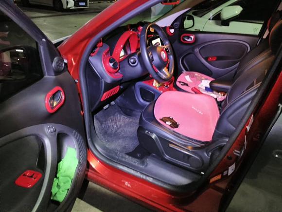 [济南·鲁A] 二手smartsmart forfour2016款 0.9T 66千瓦先锋版