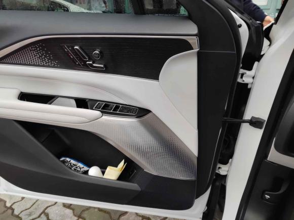 [上海·沪A] 二手凯迪拉克IQ锐歌2022款 后驱长续航豪华版