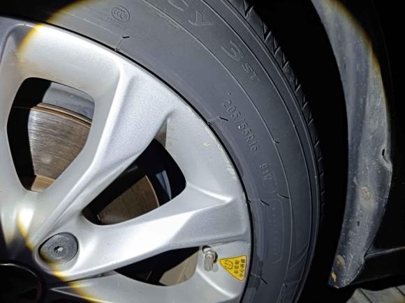[上海·粤S] 二手大众高尔夫2011款 1.4TSI 手动舒适型