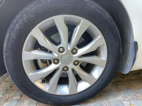 [武汉·鄂A] 二手现代朗动2016款 1.6L 自动尊贵型